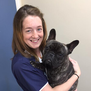 castle-vets-dorchester-weymouth-staff-lilly-roberts-sq