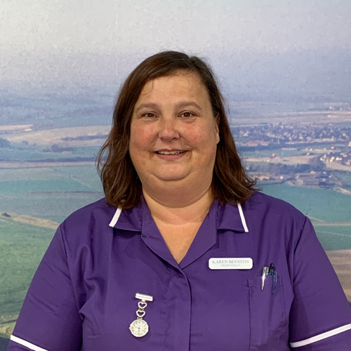 castle-vets-dorchester-weymouth-staff-karen-beeston